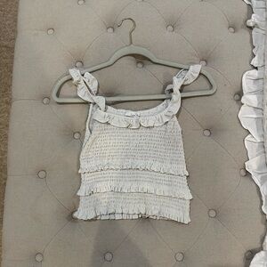 Love Tree White Ruffled Sleeveless Top Size Medium